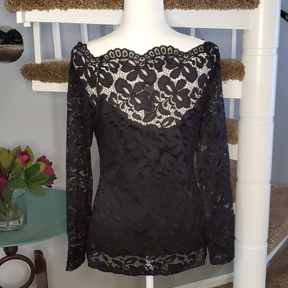 ADIVA Lovely Lace Top - Picture 3 of 6